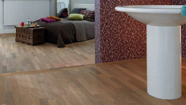 Unopark, Schlafzimmer, Badezimmer, Bett